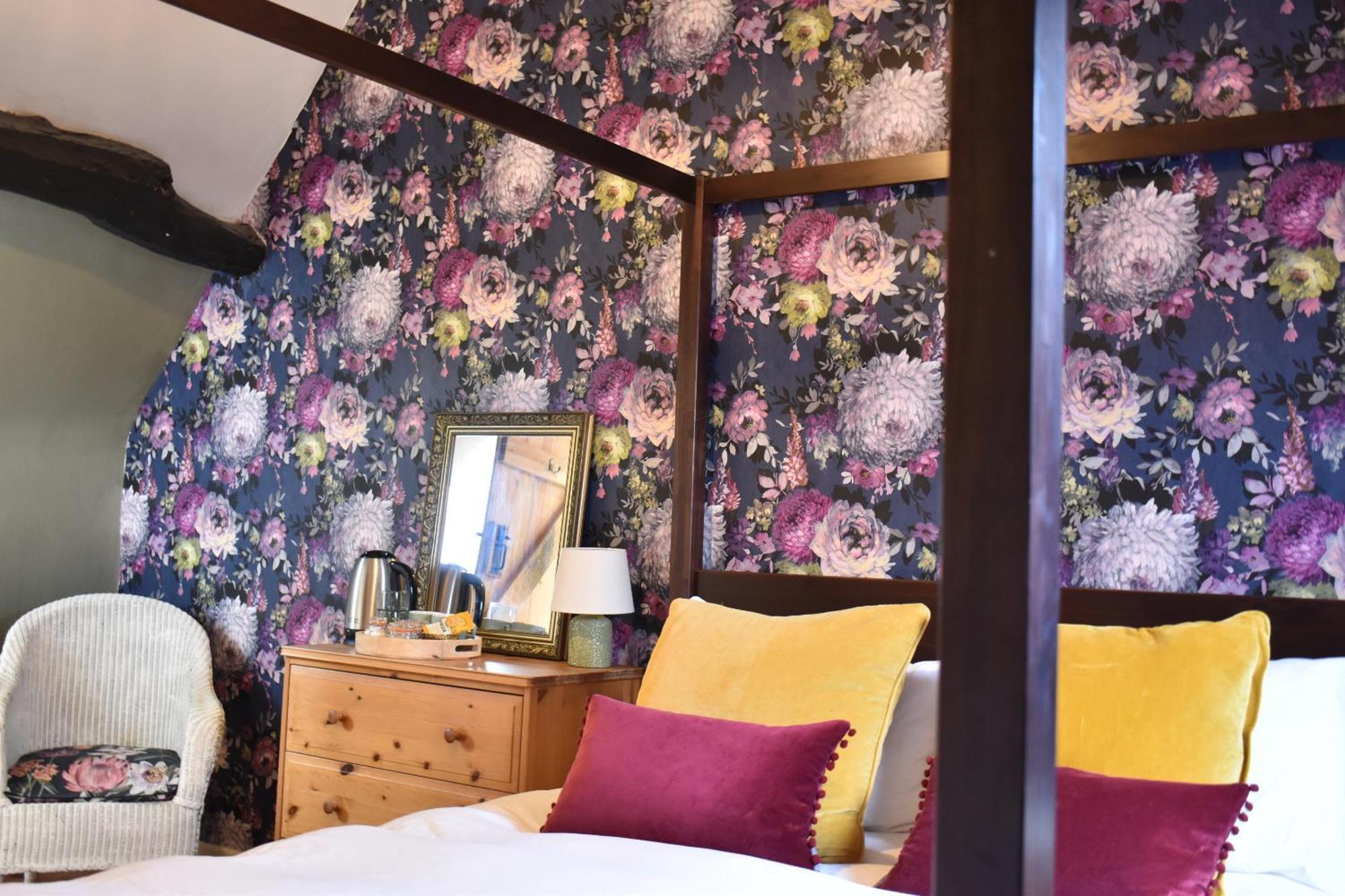 Chestnut Bed And Breakfast Bourton-on-the-Water Ngoại thất bức ảnh